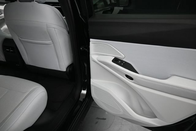New 2026 Jeep Cherokee Laredo AWD/4WD image 14