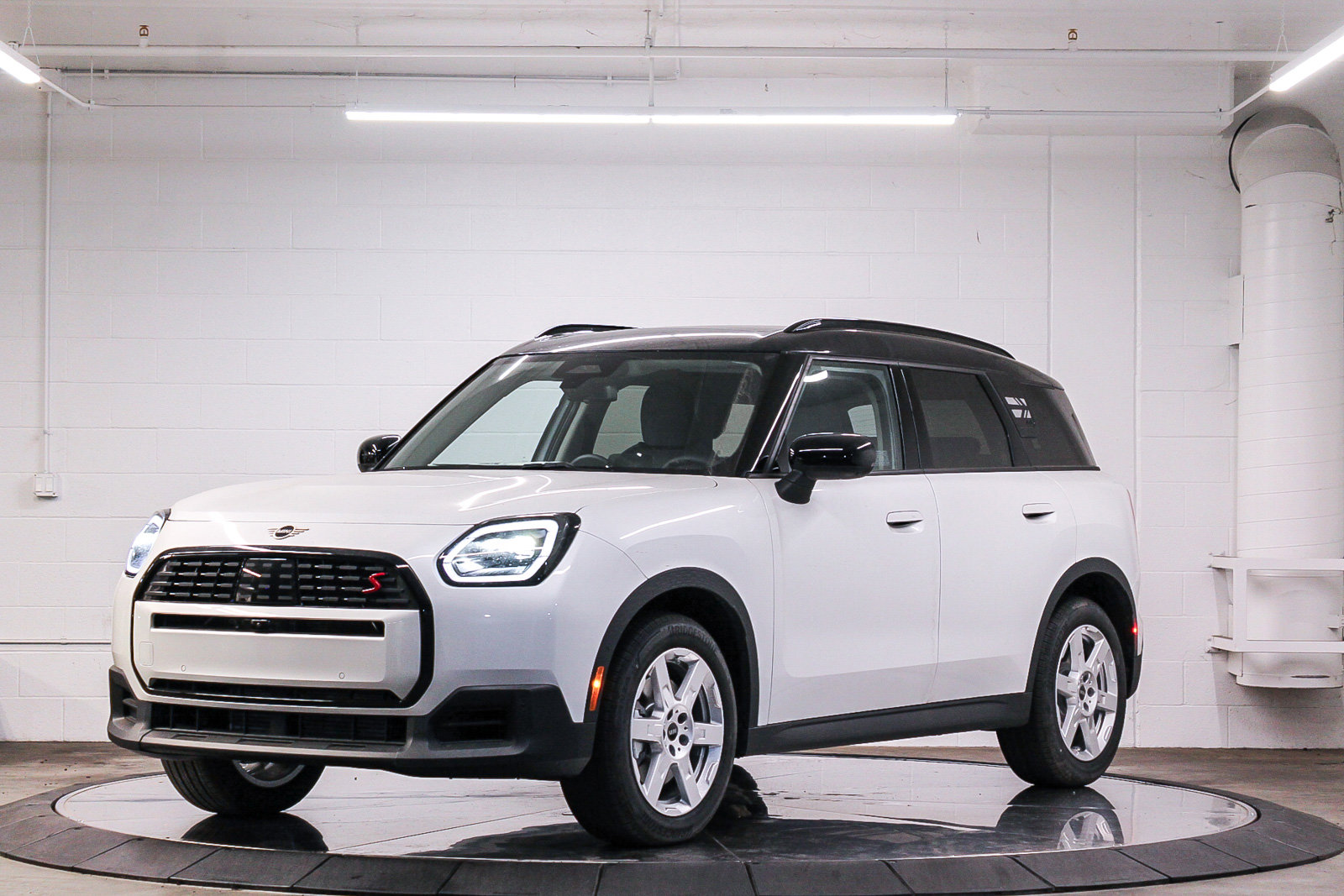 New 2025 MINI Cooper Countryman S image 3