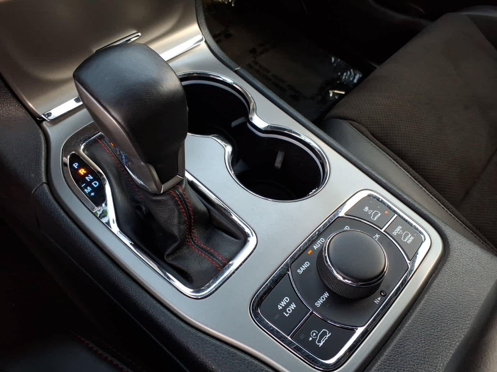 Used 2020 Jeep Grand Cherokee Trailhawk AWD/4WD image 35