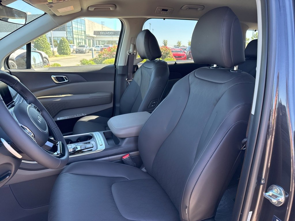 New 2026 Kia Carnival EX image 21