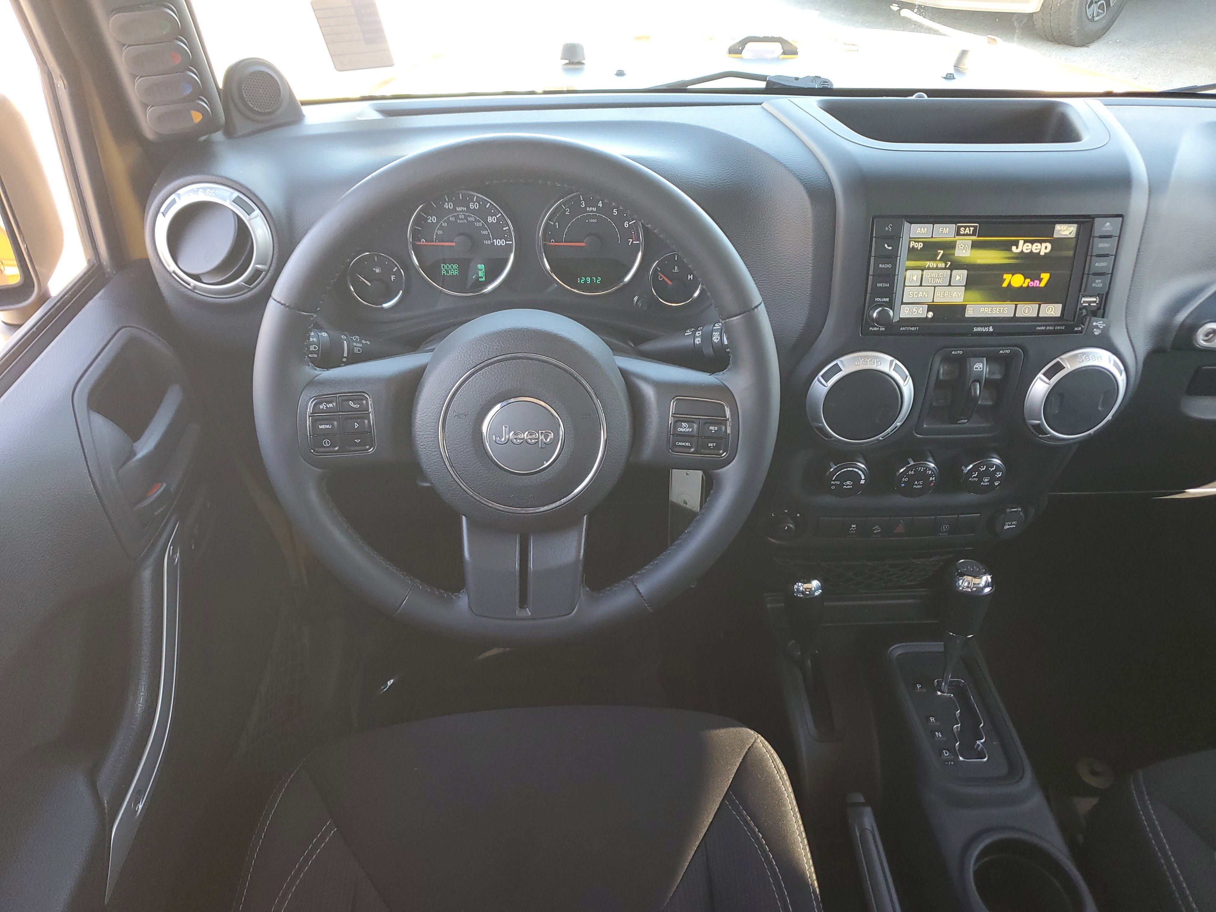 Used 2014 Jeep Wrangler Unlimited Sahara w/ Connectivity Group image 20