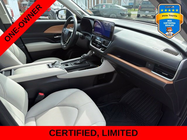 Certified 2025 Toyota Grand Highlander FWD image 11
