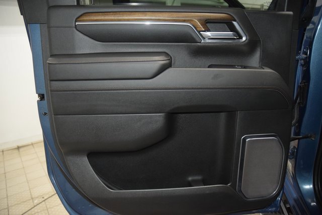 Used 2024 Chevrolet Silverado 3500 High Country w/ Technology Package image 48