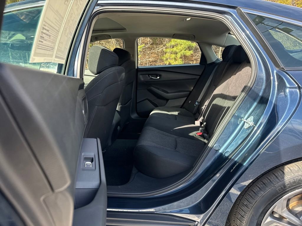 Used 2024 Honda Accord EX image 29