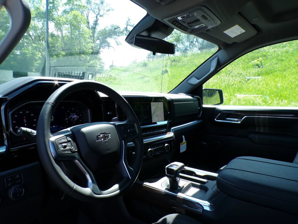 New 2026 Chevrolet Silverado 1500 LT Trail Boss w/ Safety Package AWD/4WD image 9
