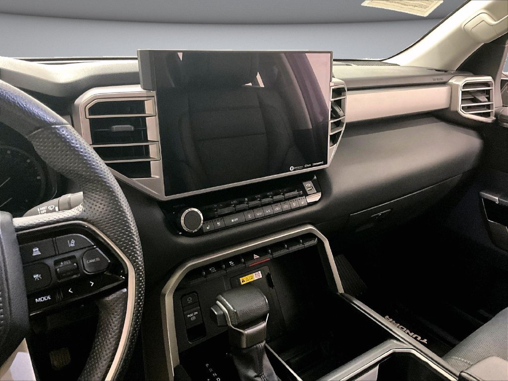 Used 2023 Toyota Tundra Limited AWD/4WD image 10