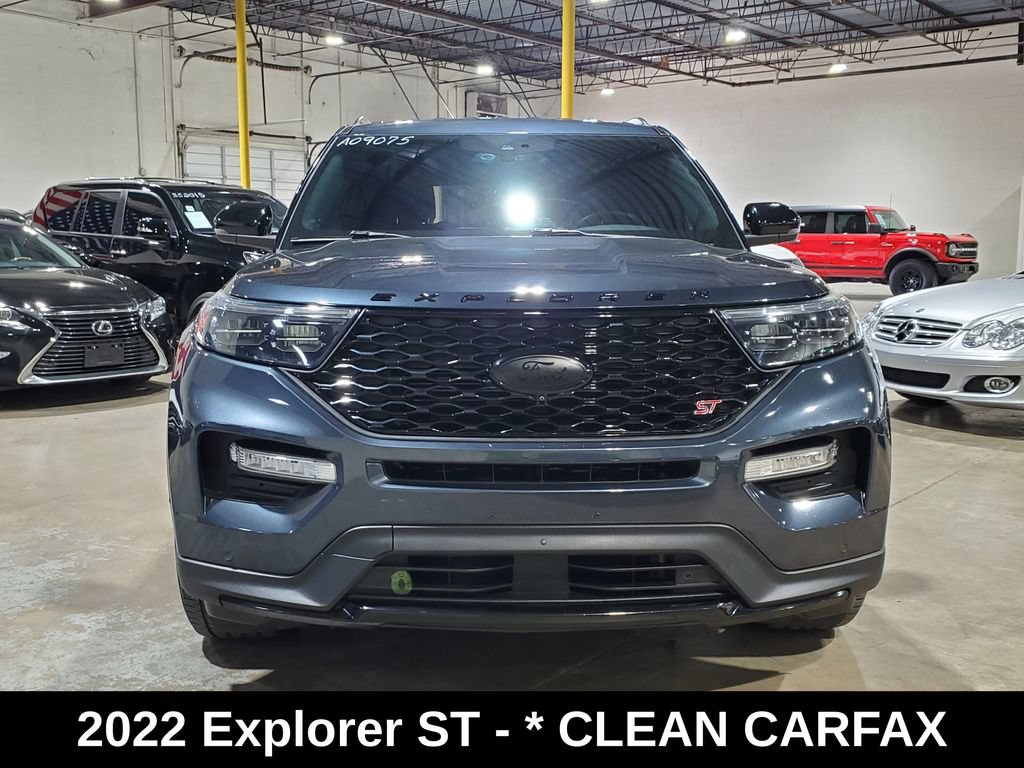 Used 2022 Ford Explorer ST w/ Equipment Group 401A RWD image 2