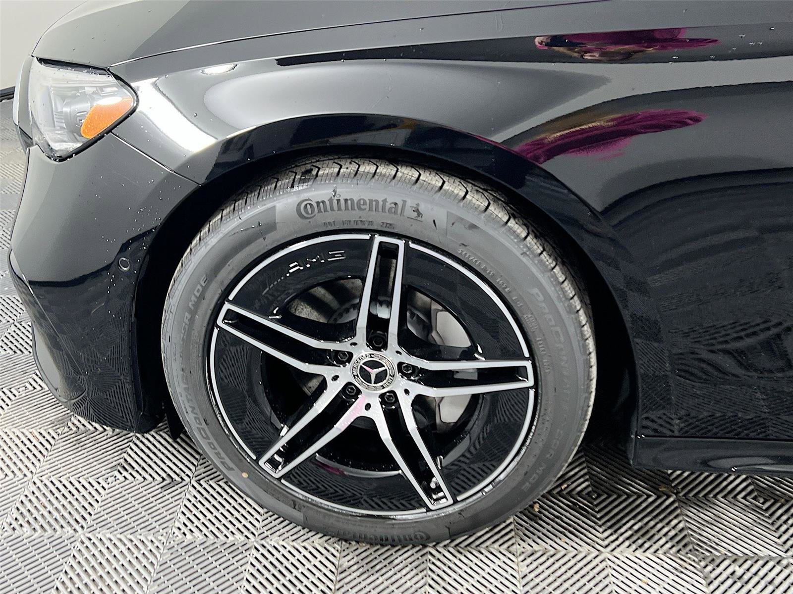 New 2026 Mercedes-Benz E 350 4MATIC Sedan image 29