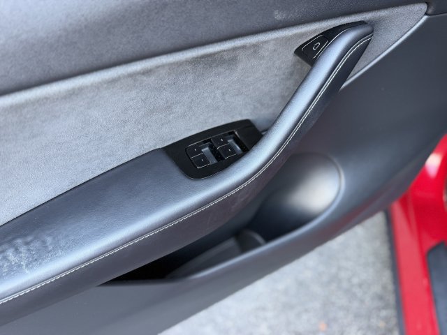 Used 2020 Tesla Model Y Long Range AWD/4WD image 10