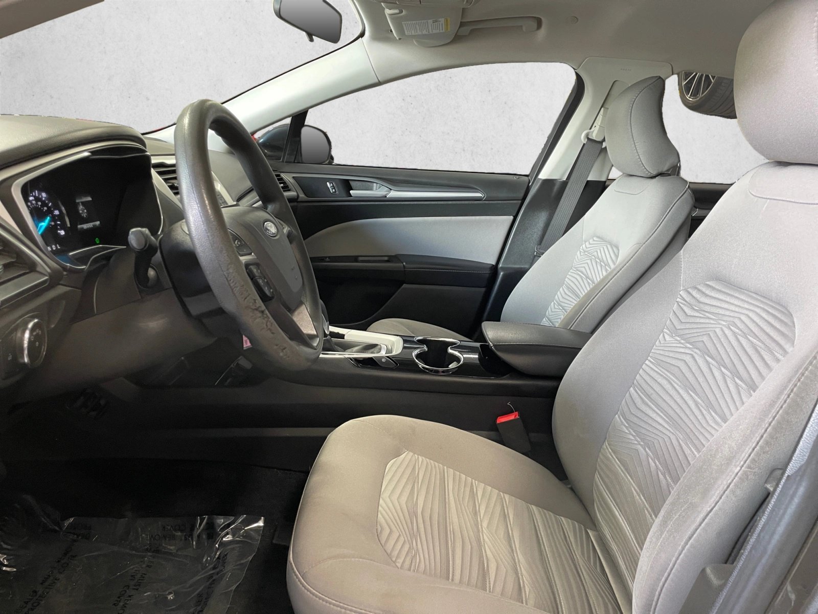 Used 2016 Ford Fusion S FWD image 11