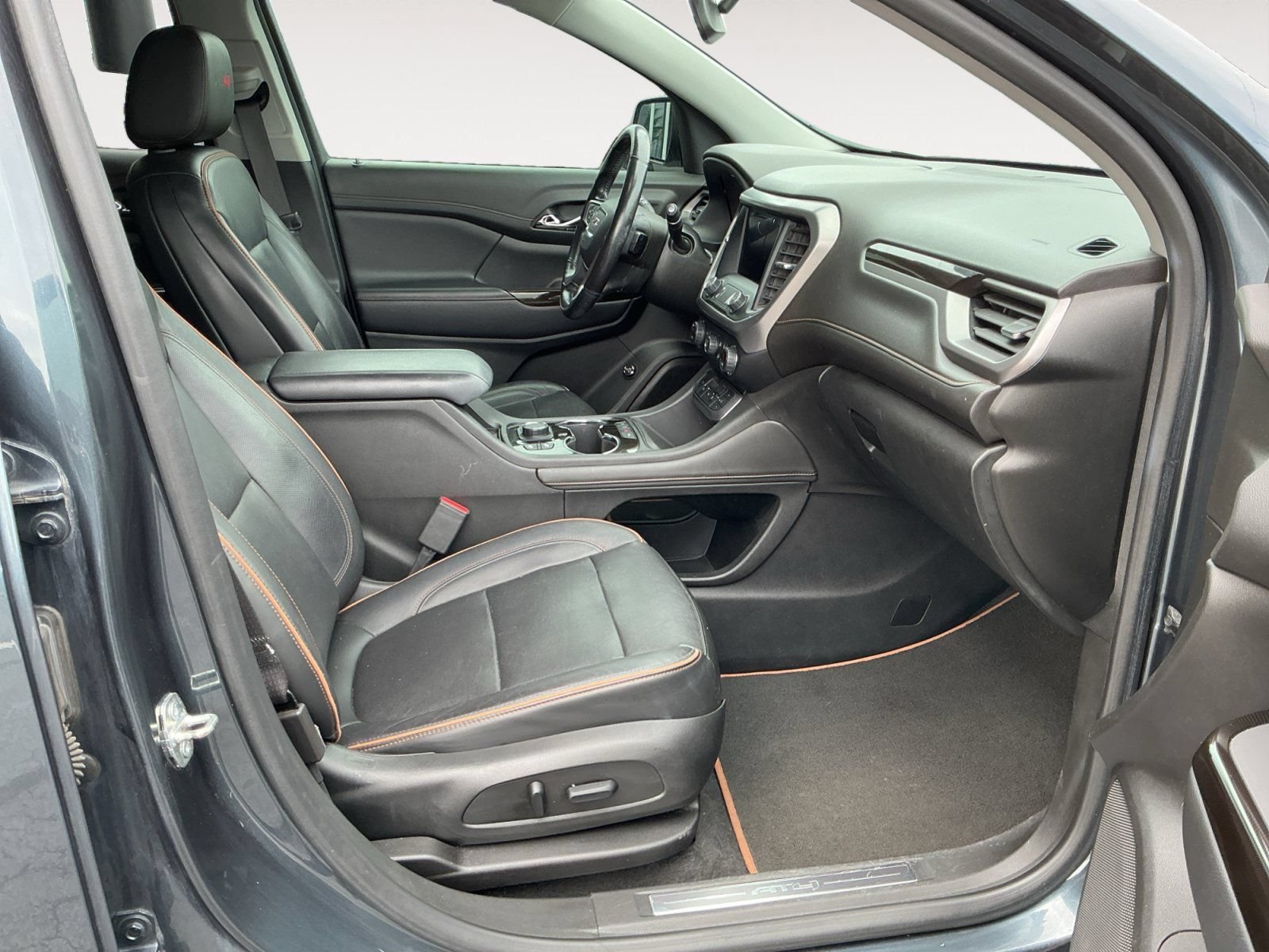 Used 2020 GMC Acadia AT4 AWD/4WD image 15