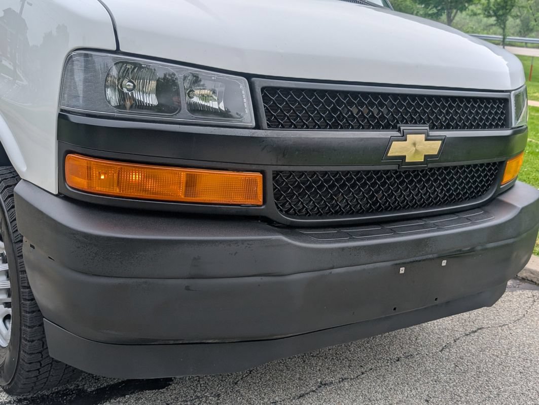 Used 2019 Chevrolet Express 2500 w/ Driver Convenience Package RWD image 12