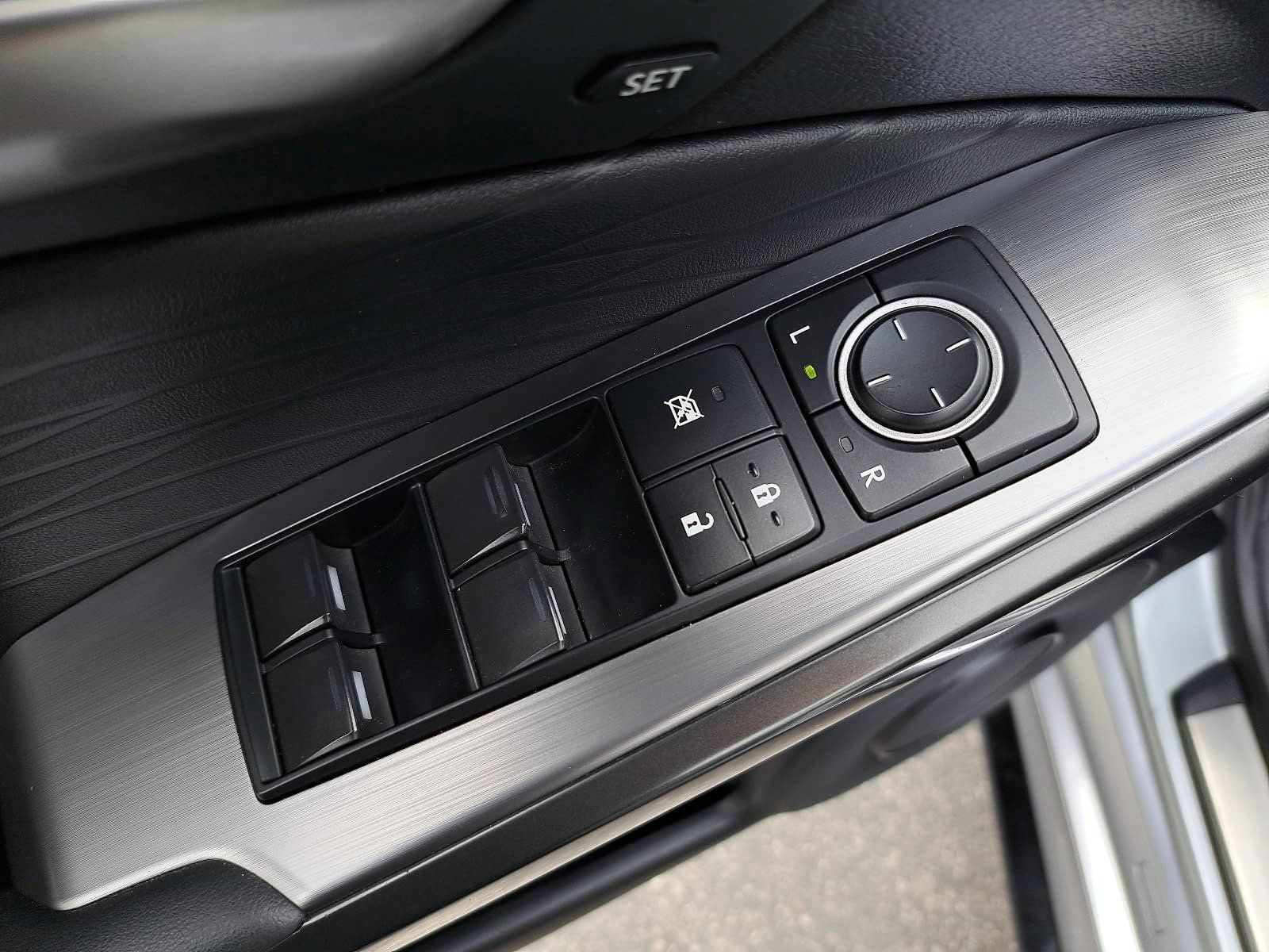 Used 2023 Lexus IS 500 w/ Accessory Package 2 RWD image 29
