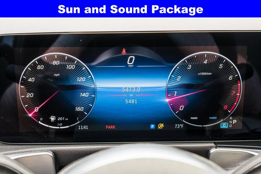 Used 2026 Mercedes-Benz GLB 250 4MATIC w/ Exclusive Package image 4