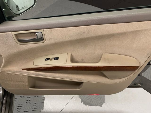 Used 2004 Nissan Maxima 3.5 SL w/ Journey Pkg FWD image 23