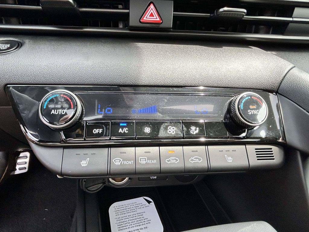 New 2026 Hyundai Elantra SEL Sport FWD image 32