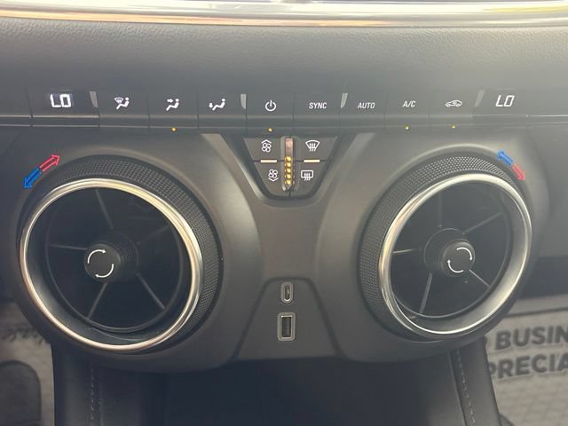 Used 2020 Chevrolet Blazer LT w/ LPO, Floor Liner Package FWD image 35