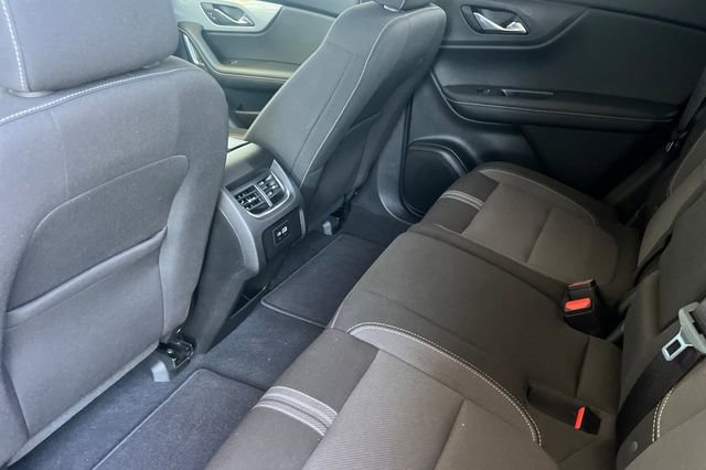 Used 2023 Chevrolet Blazer LT w/ Midnight/Sport Edition FWD image 14