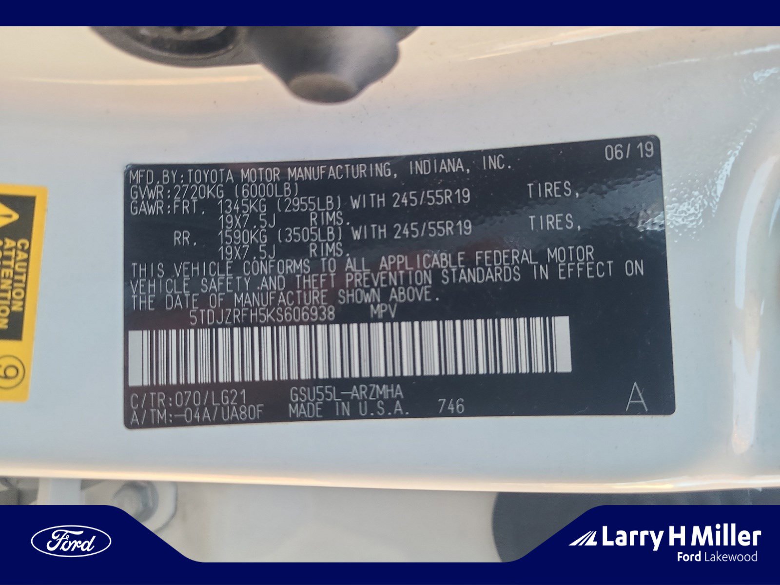 Used 2019 Toyota Highlander SE image 25