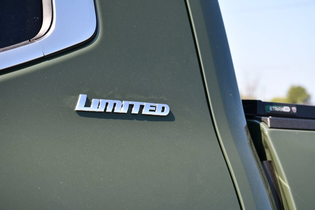 Used 2022 Toyota Tundra Limited AWD/4WD image 13