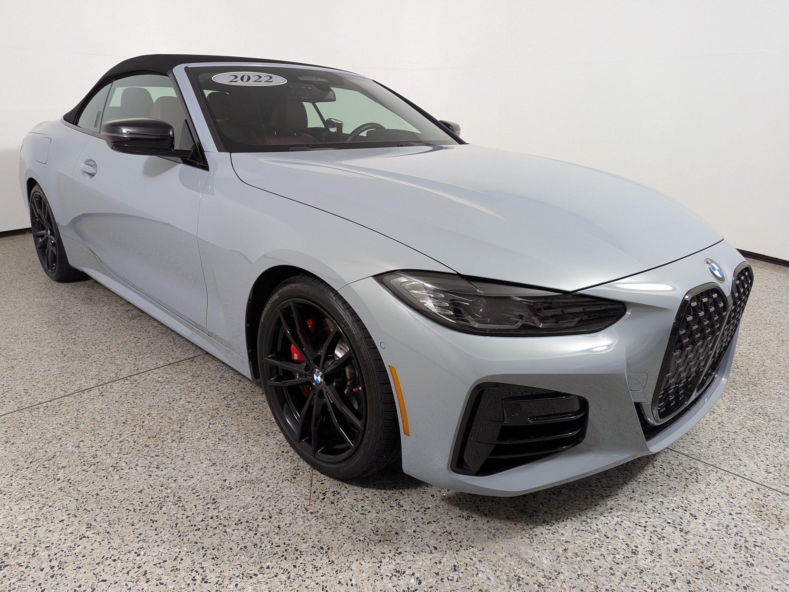 Used 2022 BMW M440i Convertible RWD image 1