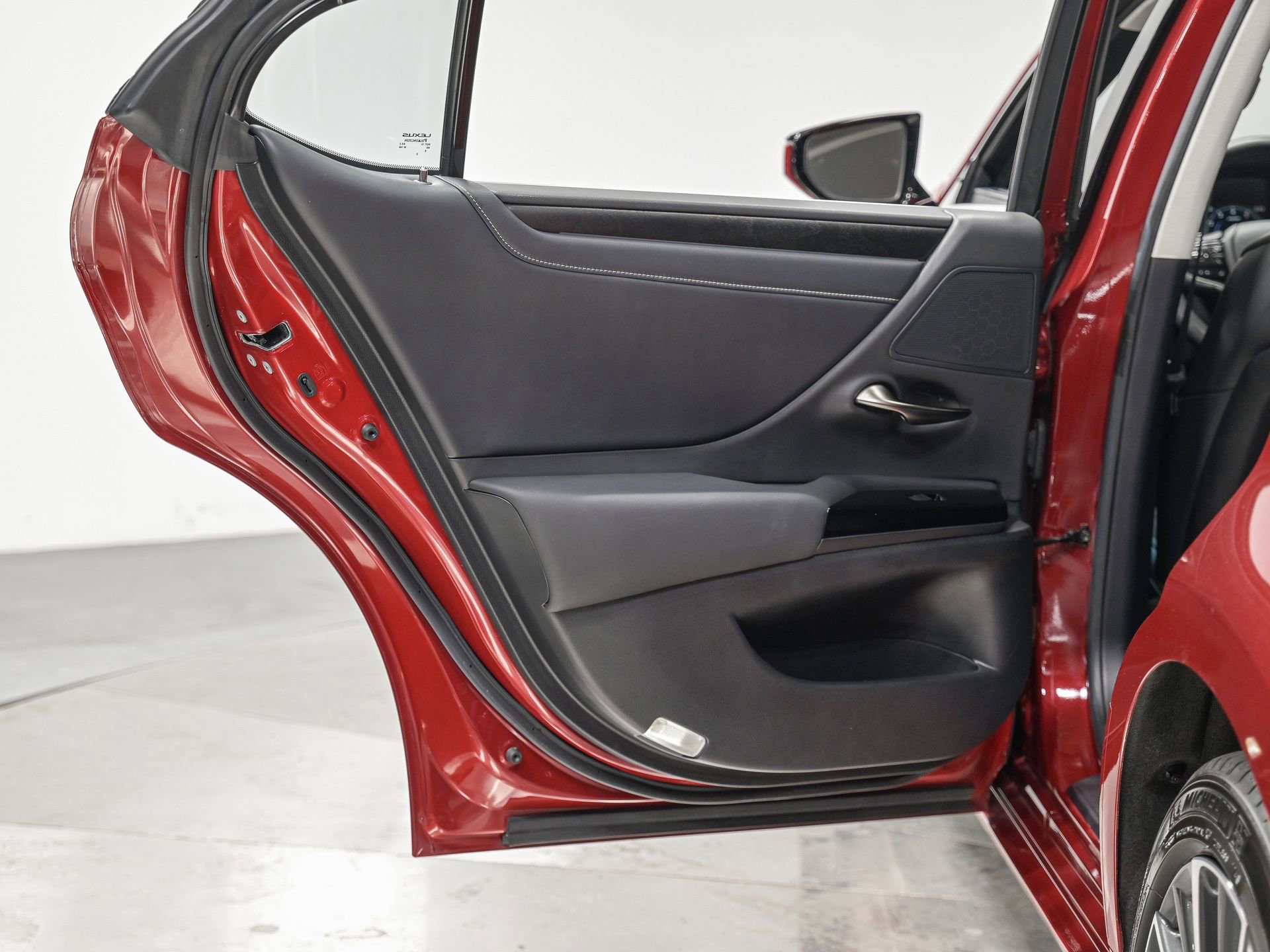 Used 2023 Lexus ES 250 w/ Premium Package image 24