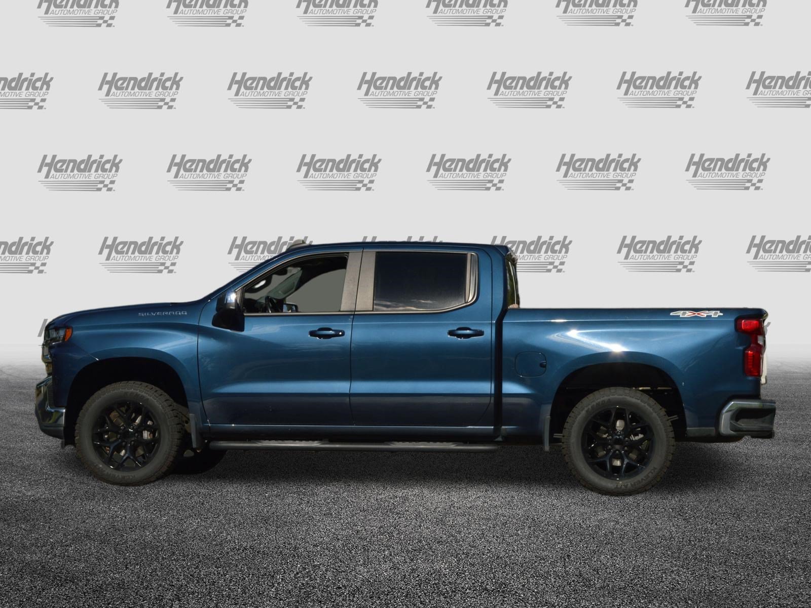 Used 2021 Chevrolet Silverado 1500 LT AWD/4WD image 8