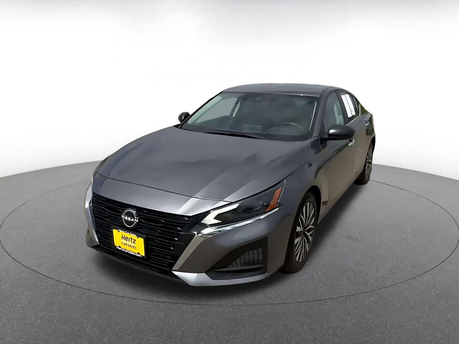 Used 2025 Nissan Altima 2.5 SV FWD image 6