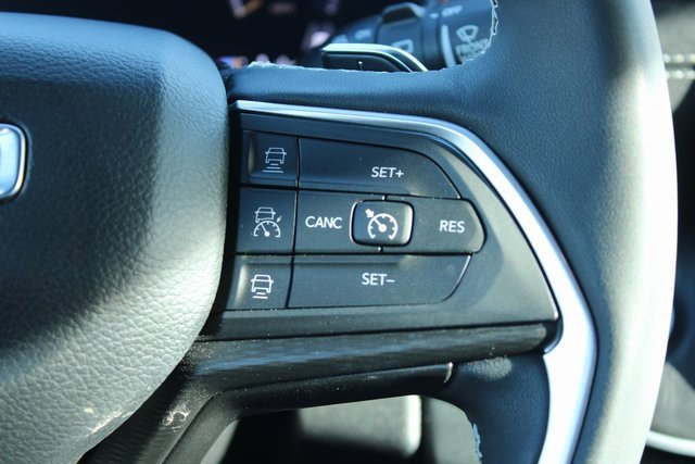 Used 2024 Jeep Grand Cherokee Laredo X w/ Luxury Tech Group I image 24