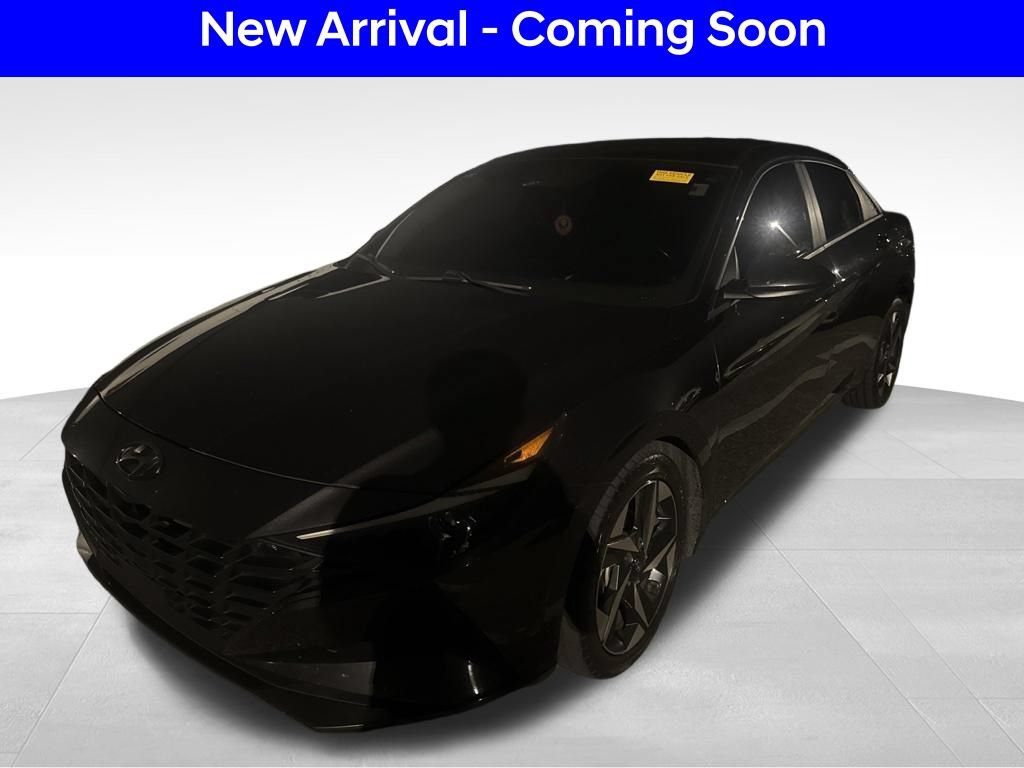 Used 2023 Hyundai Elantra SEL w/ Convenience Package FWD image 2