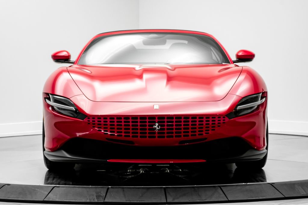Used 2024 Ferrari Roma Spider RWD image 4