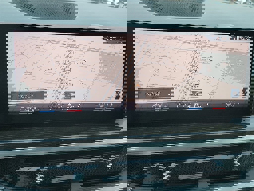 Used 2024 BMW X7 xDrive40i image 19