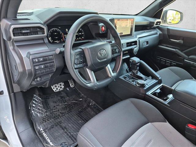 Certified 2025 Toyota Tacoma TRD Sport AWD/4WD image 9