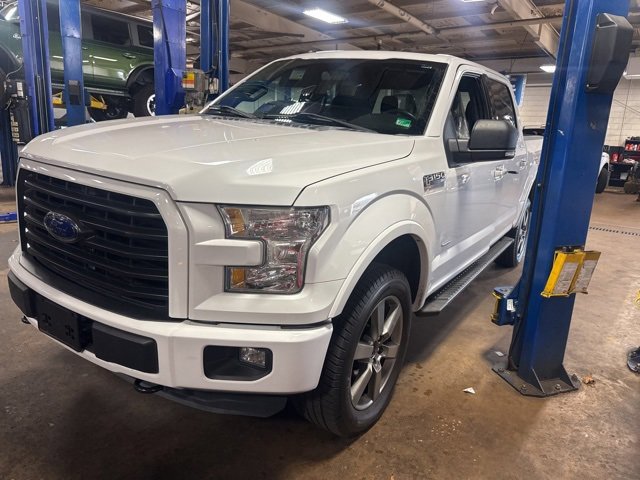 Used 2015 Ford F150 XLT w/ Equipment Group 302A Luxury