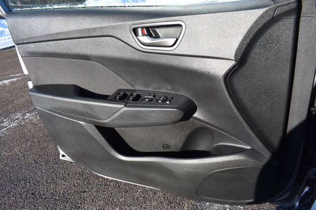 Used 2022 Hyundai Accent SE image 27