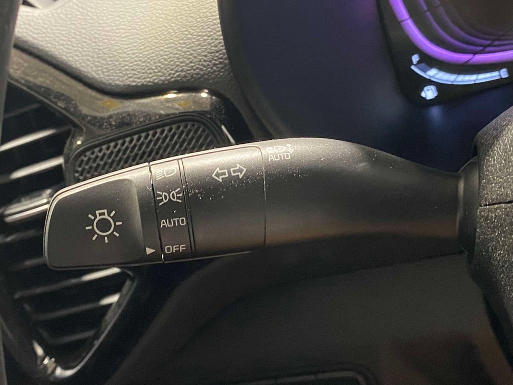 Used 2025 Kia Soul EX FWD image 25