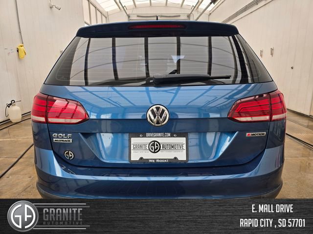 Used 2019 Volkswagen Golf Alltrack SEL image 4