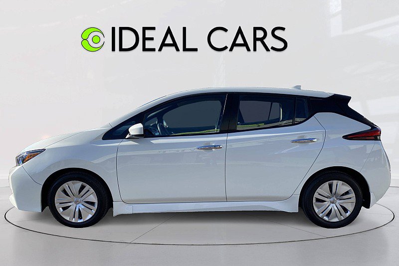 Used 2022 Nissan Leaf S image 8
