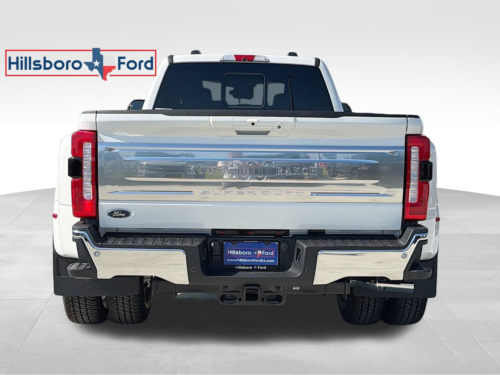 New 2026 Ford F350 King Ranch w/ Chrome Package AWD/4WD image 8