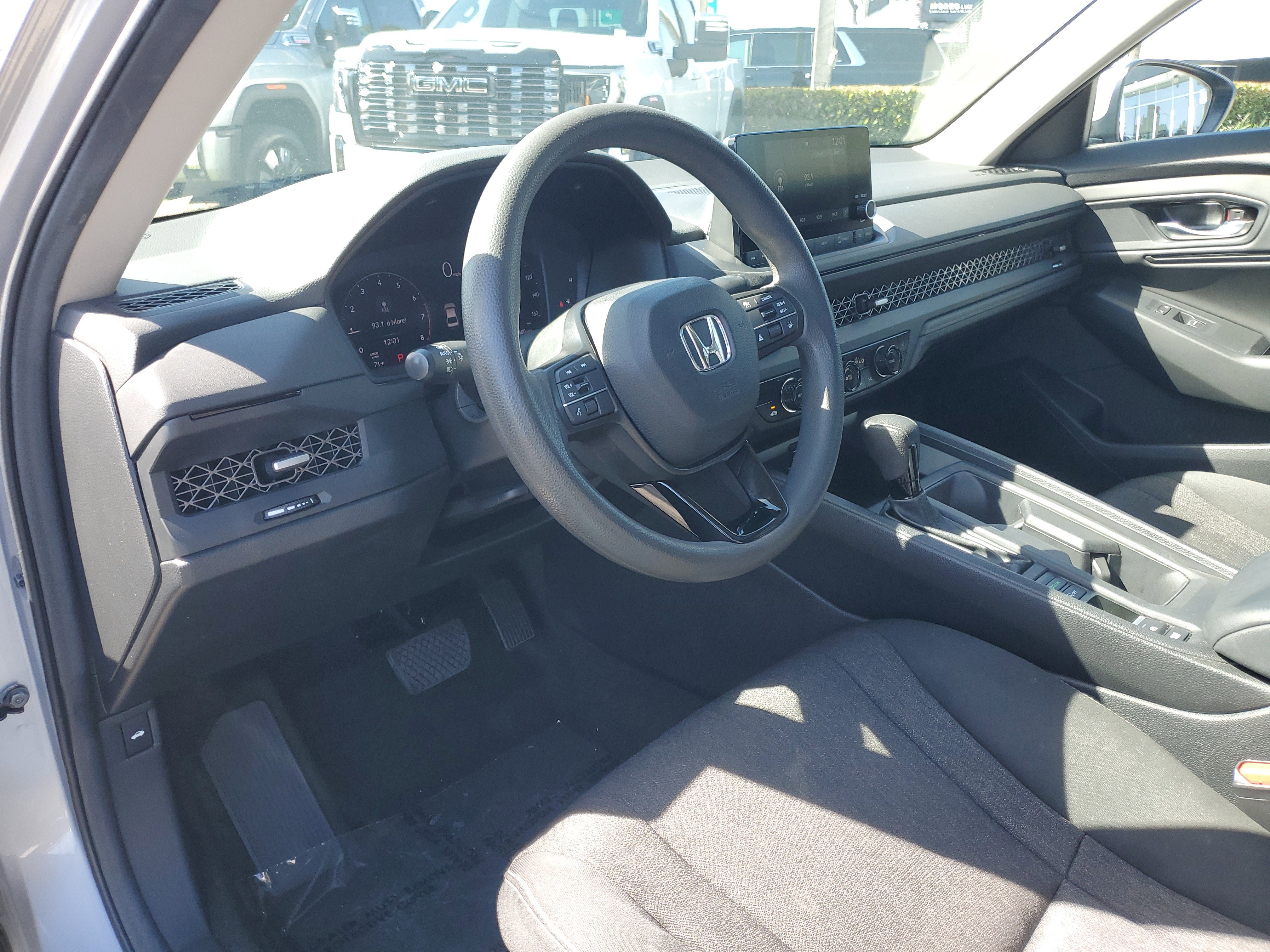 Used 2024 Honda Accord EX image 9