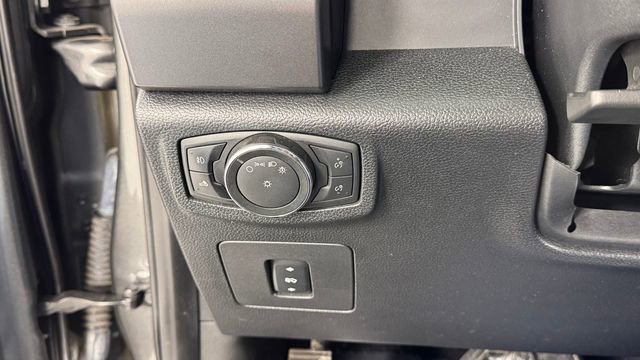 Used 2016 Ford F150 XLT w/ Equipment Group 302A Luxury AWD/4WD image 34
