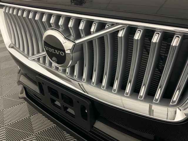 Certified 2025 Volvo XC90 B5 Plus w/ Protection Package AWD/4WD image 9