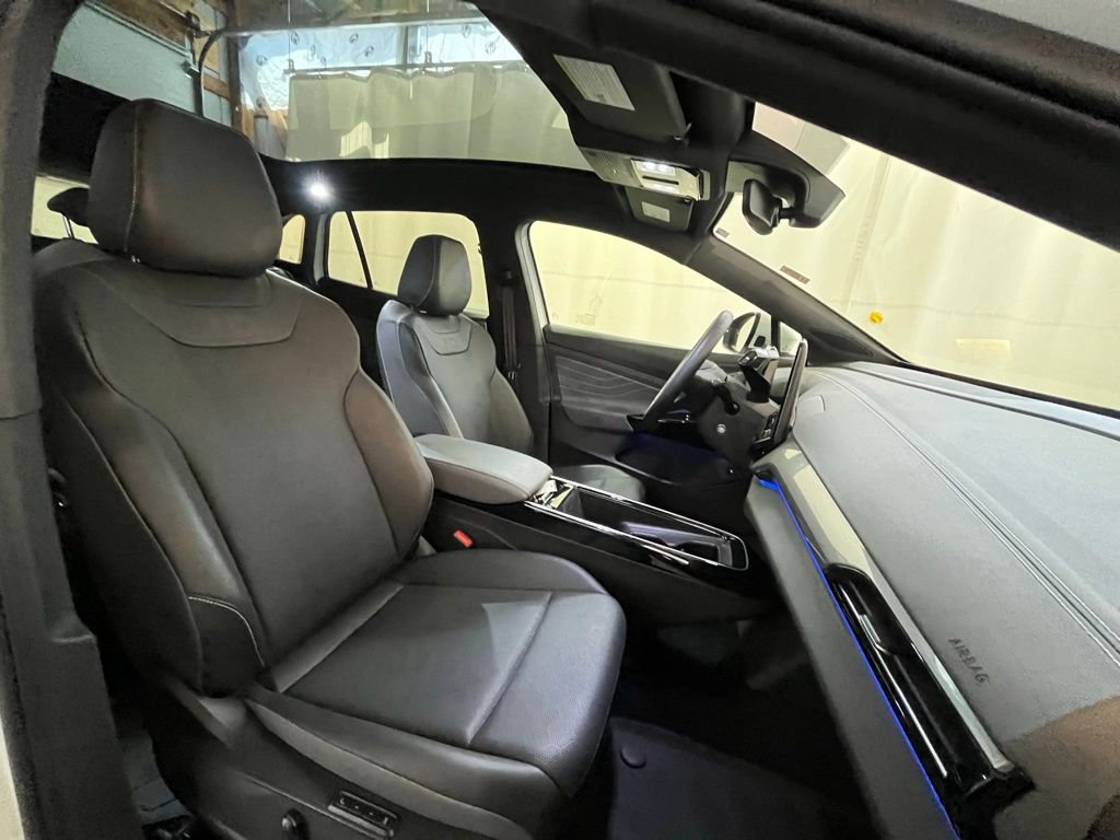 Used 2023 Volkswagen ID.4 Pro S image 12