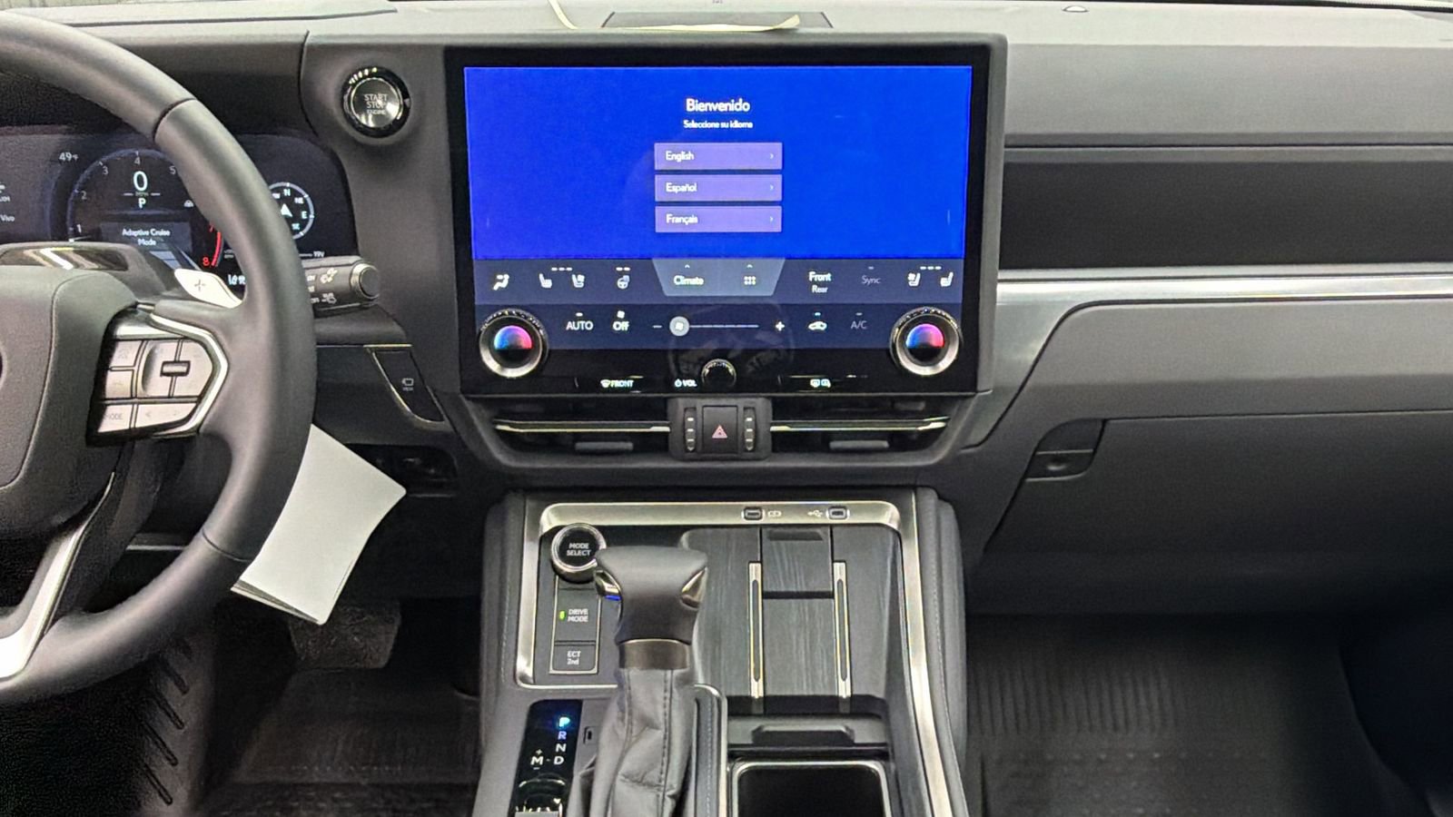 Used 2025 Lexus GX 550 w/ Accessory Package (2T) image 22