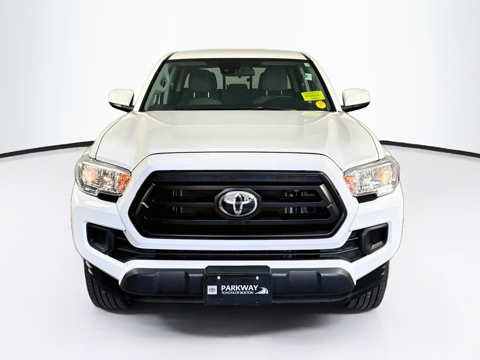 Certified 2023 Toyota Tacoma SR AWD/4WD image 2