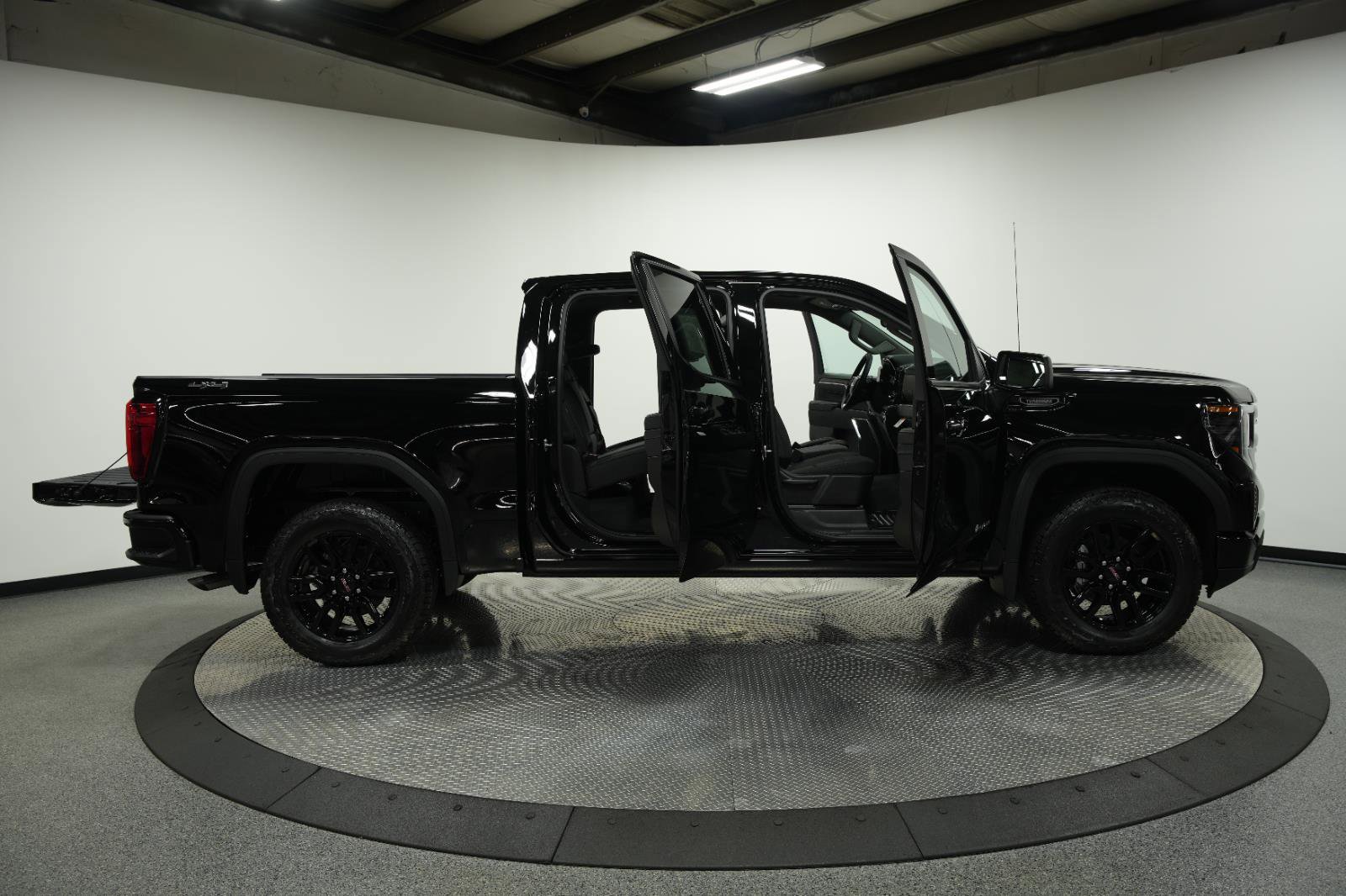 New 2026 GMC Sierra 1500 Elevation image 10