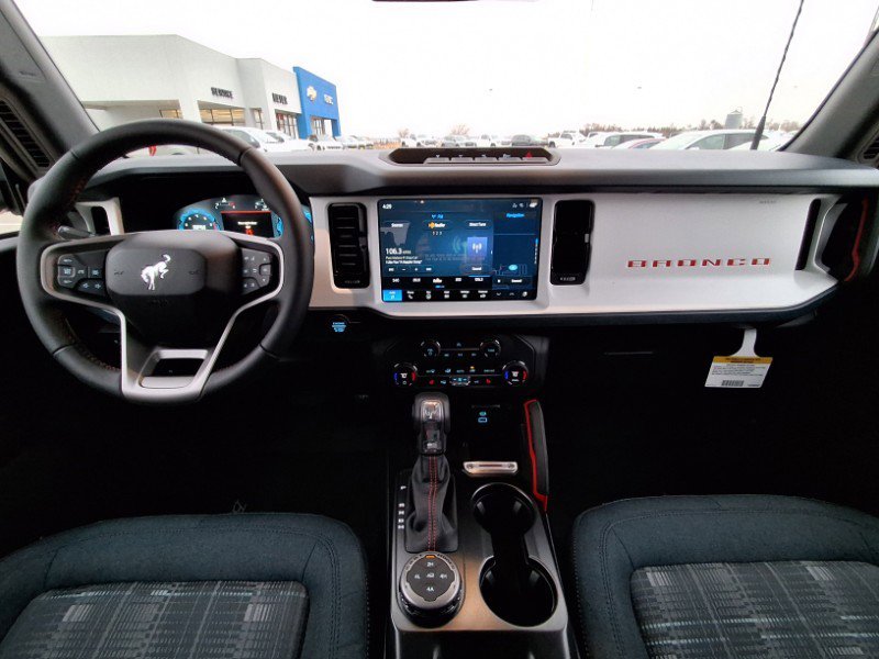 New 2025 Ford Bronco Heritage Edition image 16