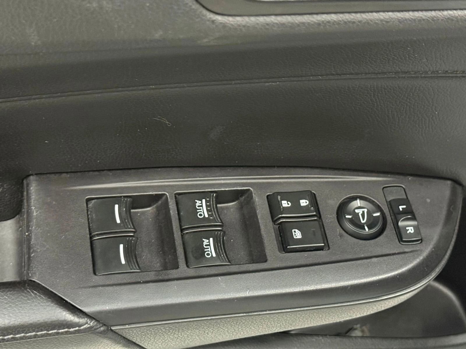 Used 2015 Acura ILX image 31