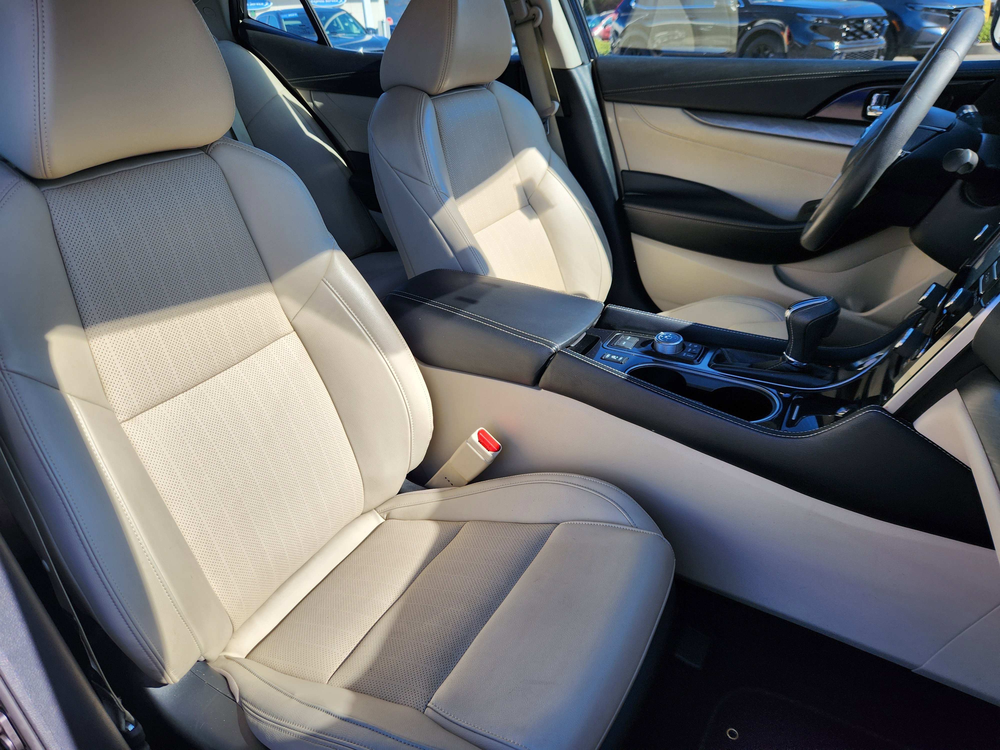 Used 2018 Nissan Maxima 3.5 SL image 15