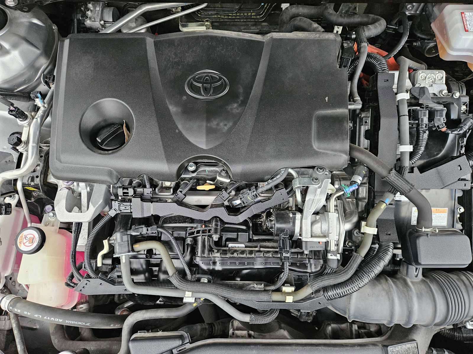 Used 2019 Toyota Camry SE w/ Sunroof Package image 30